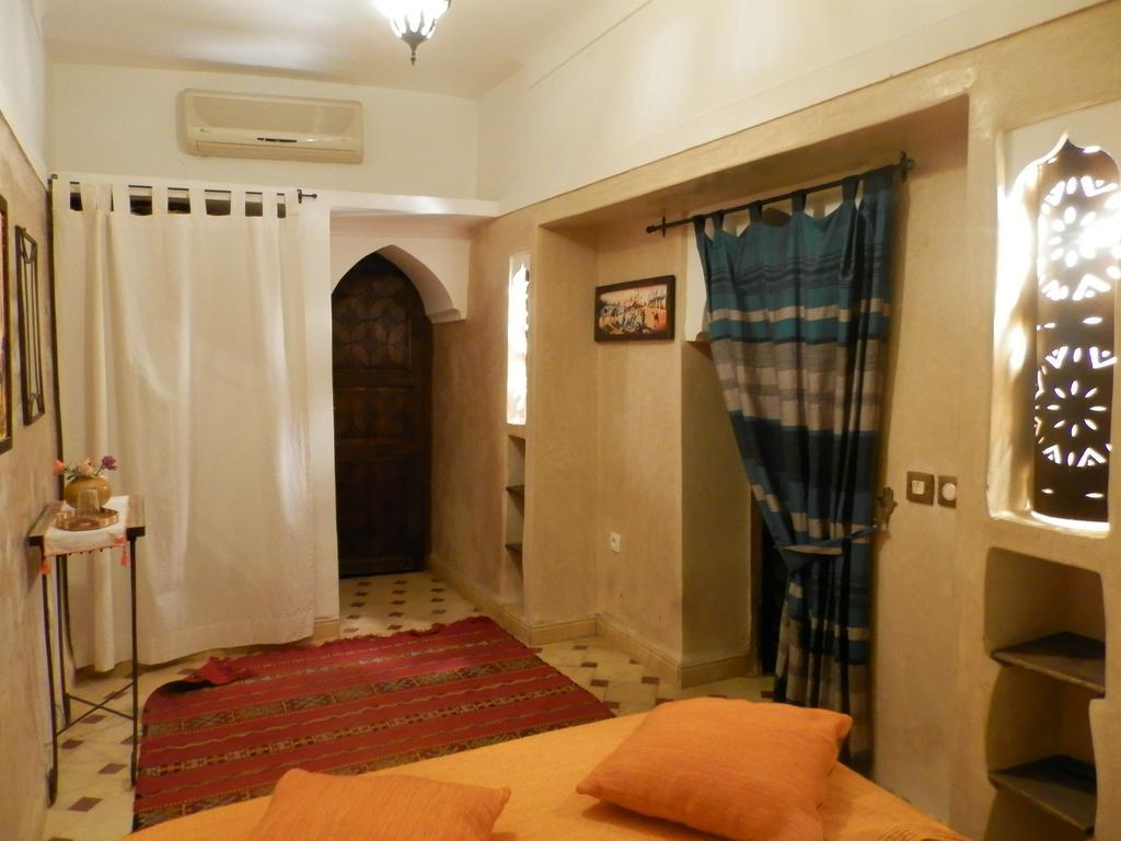 Riad Ailen Marrakesh Esterno foto